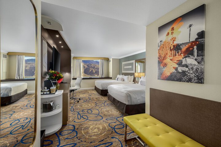 Room 16 of 62