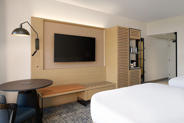 Room 41 of 89