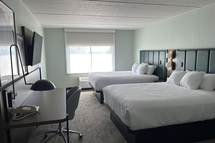 Wingate by Wyndham Green Bay / Airport
