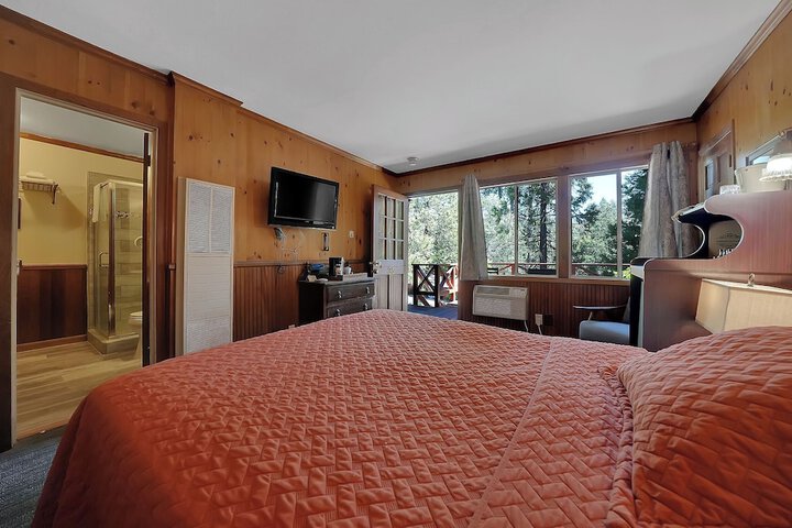 Room 47 of 65