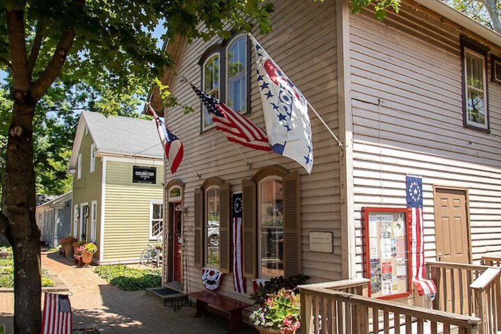Country Squire Inn & Suites