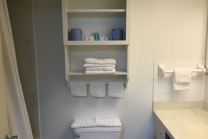Room 43 of 50