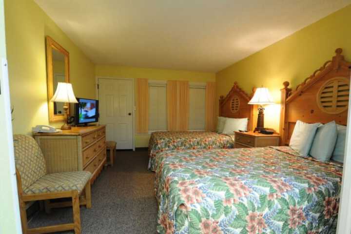 Room 10 of 18