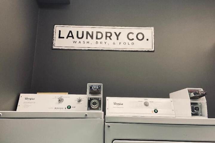 Laundry 29 of 31