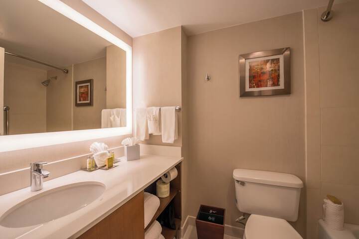 Room 17 of 29