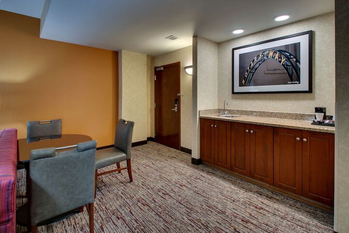 Room 51 of 90