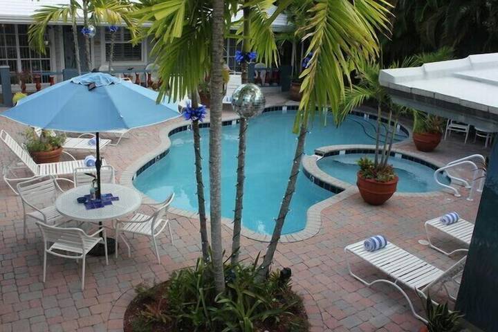 Pool 4 of 45