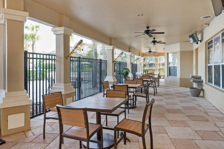 Hotel 16 of 109