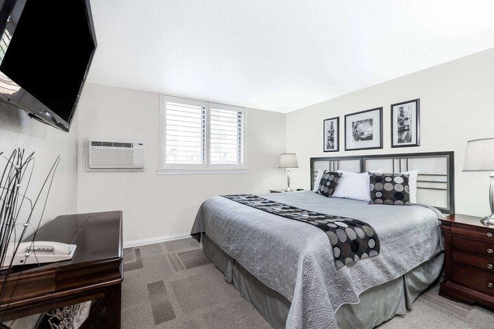 Room 10 of 31