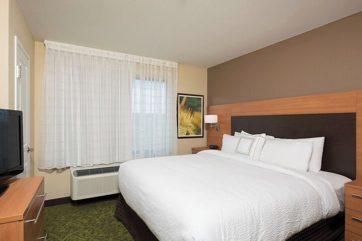 Room 20 of 34