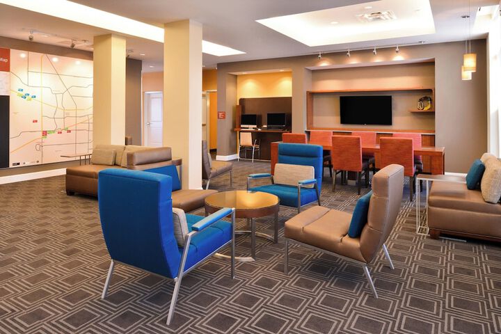 Hotel Interior 10 of 33