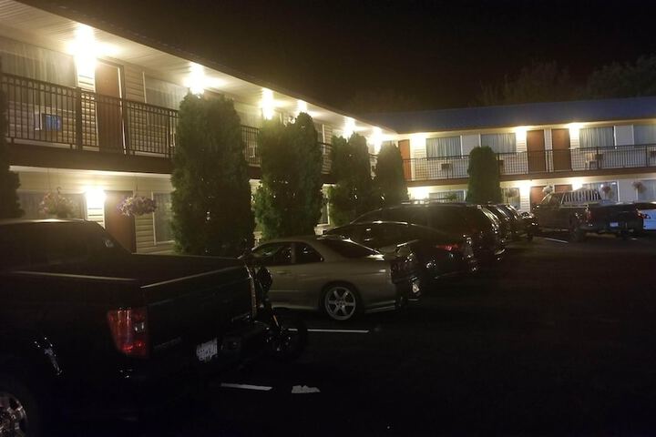 Hotel 12 of 55