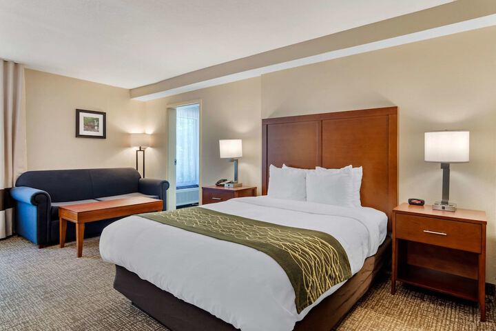 Room 16 of 22