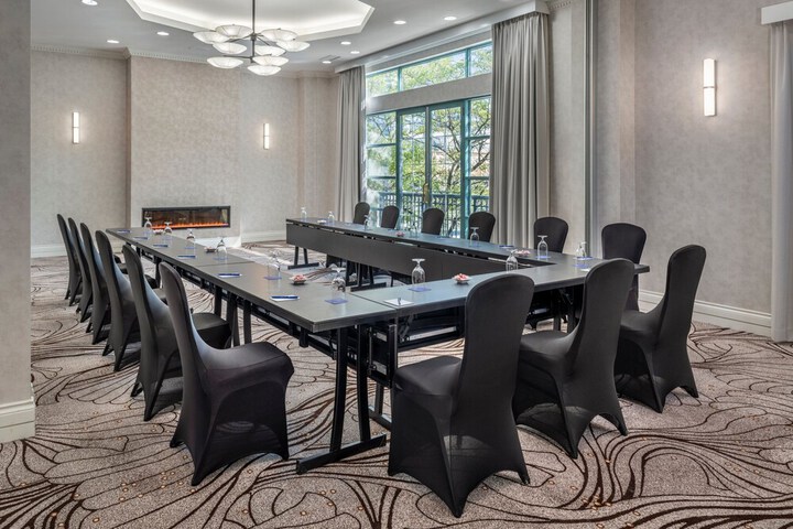 Delta Hotels by Marriott Grand Okanagan Resort