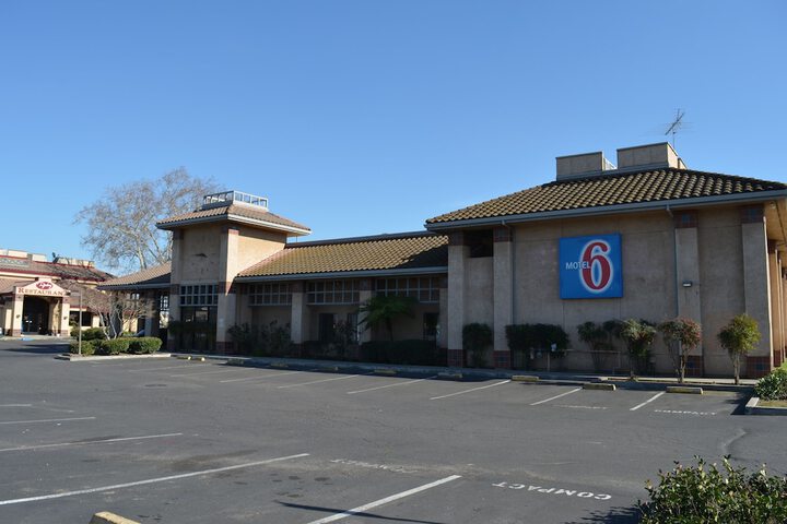 Motel 6 Oakdale CA