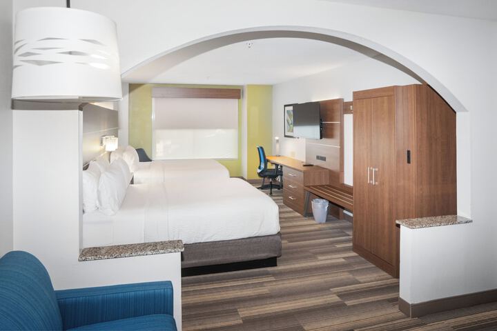 Holiday Inn Express & Suites Stroudsburg-Poconos by IHG