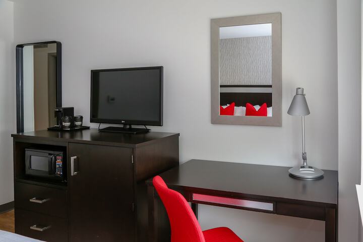 Room 13 of 71