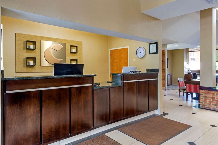 Hotel Interior 10 of 28