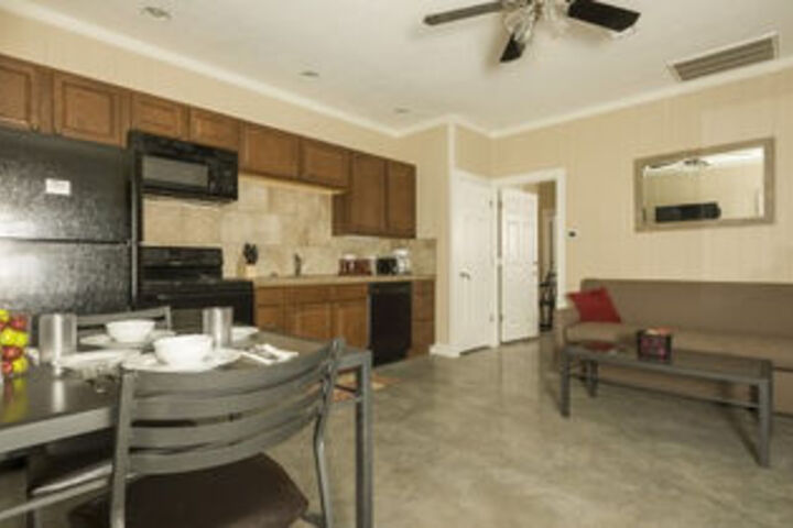 Karnes City Cottages