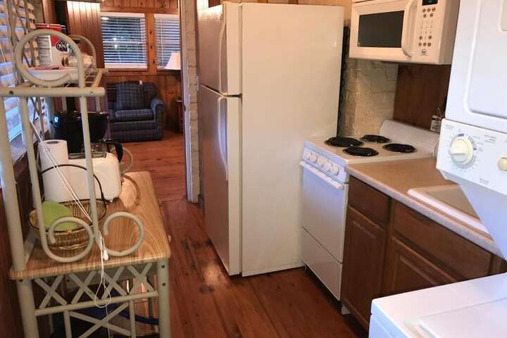 Mountain Aire Cottages Inn & Glamping