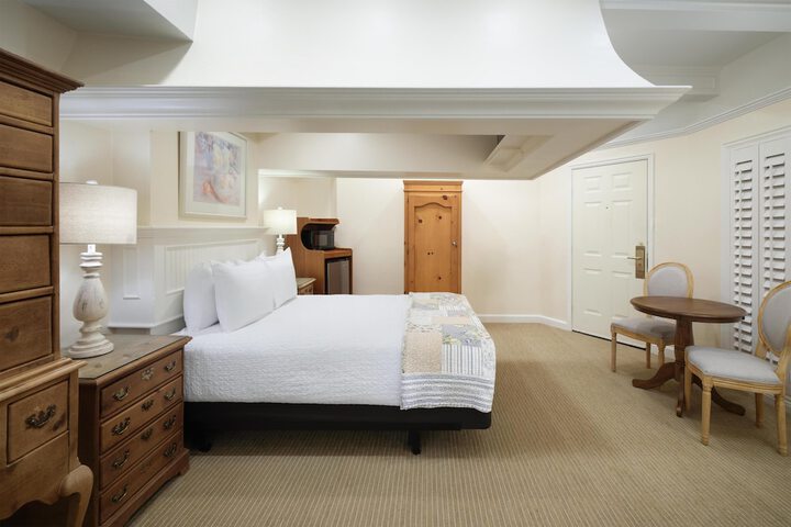 Best Western Grandmas Feather Bed