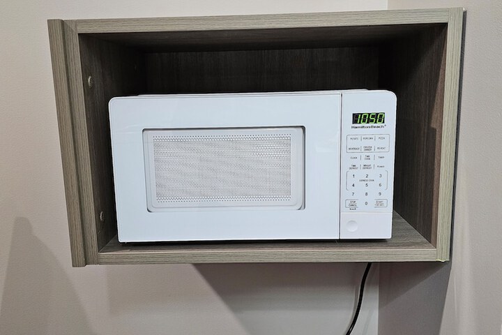 Room 10 of 13