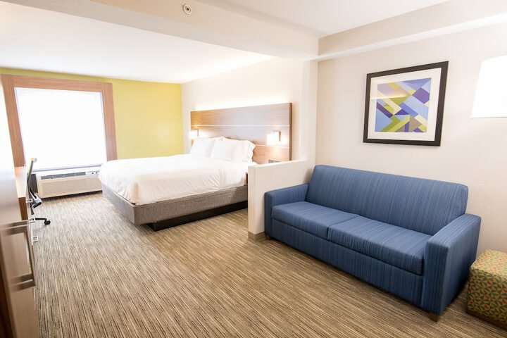 Room 20 of 47