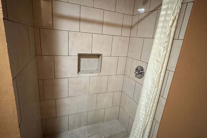 Room 18 of 45