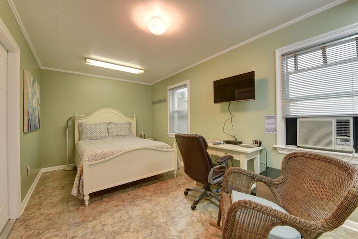 Room 17 of 44