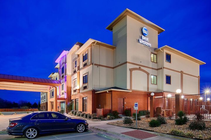 Best Western Giddings Inn & Suites
