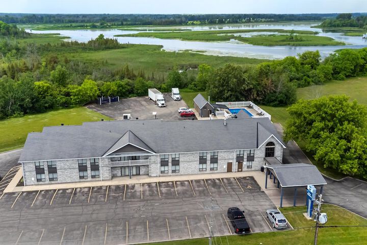 Best Western Smiths Falls Hotel