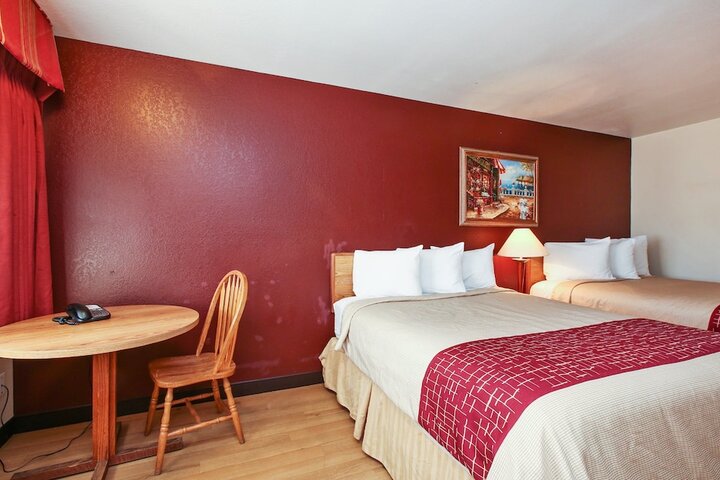 Room 14 of 23