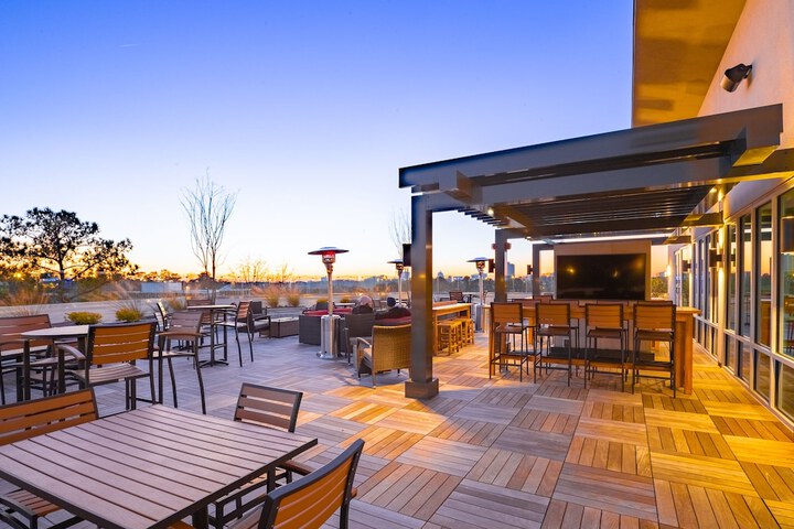 Terrace/Patio 57 of 65