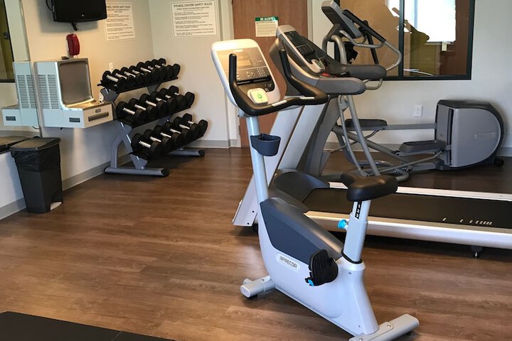 Holiday Inn Express Hotel & Suites Rochester - Victor by IHG