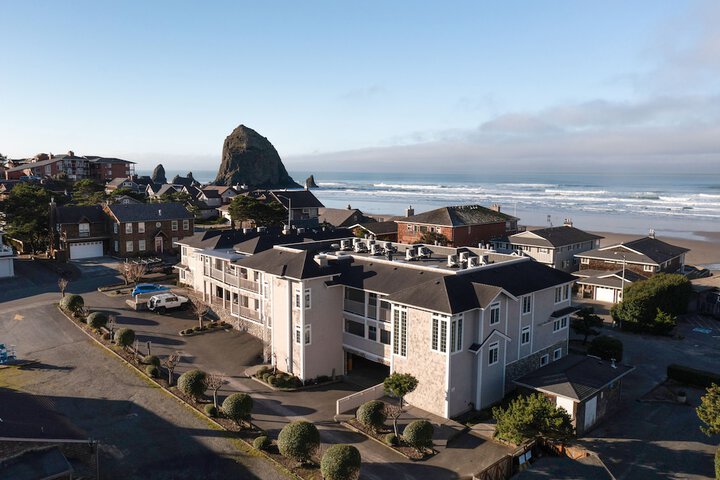 Hallmark Resort - Cannon Beach