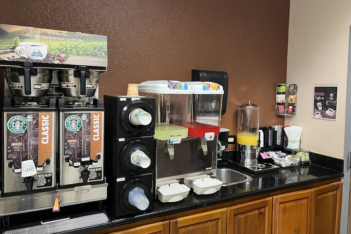 Breakfast/Coffee Service 43 of 46