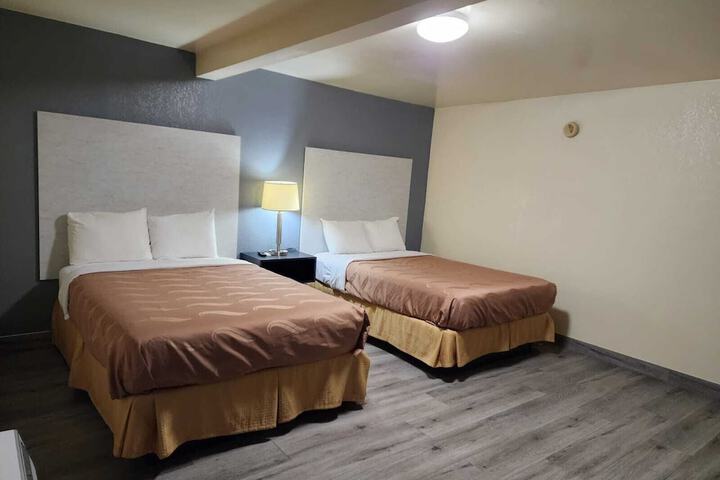 Room 19 of 38