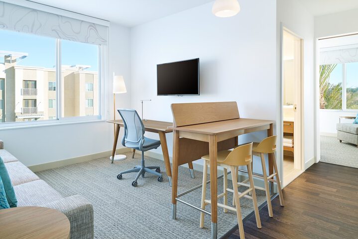 Room 9 of 22