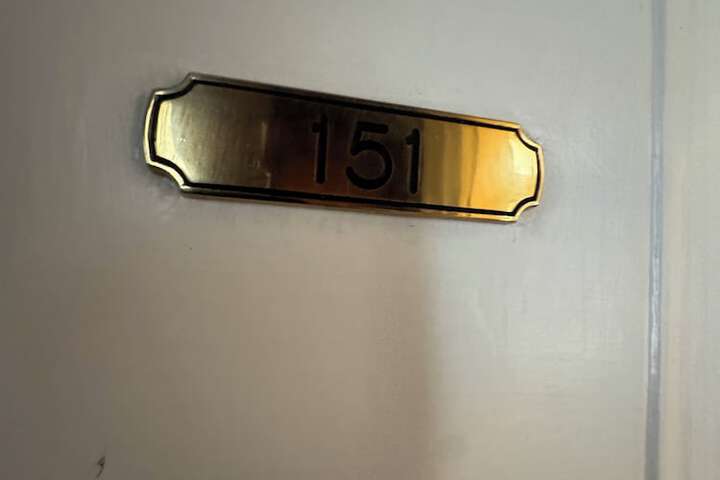 Room 112 of 142