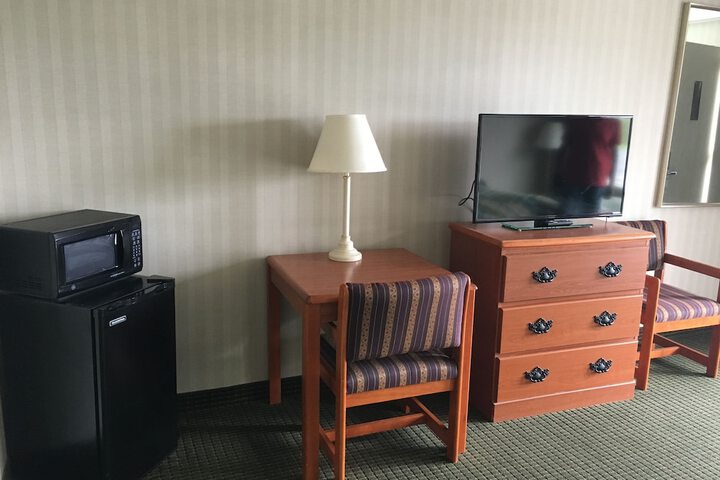 Room 21 of 32