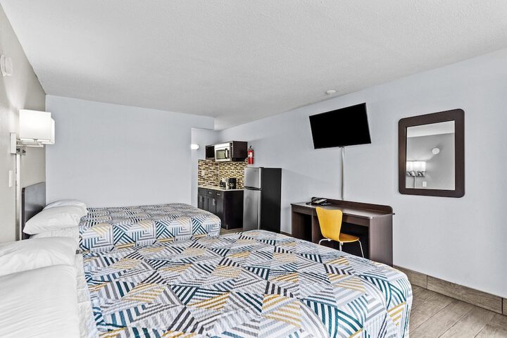Room 40 of 60