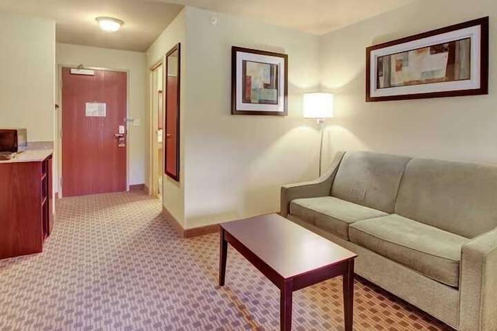 Room 31 of 46