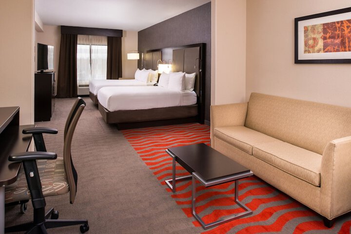 Holiday Inn Express & Suites Monroe by IHG