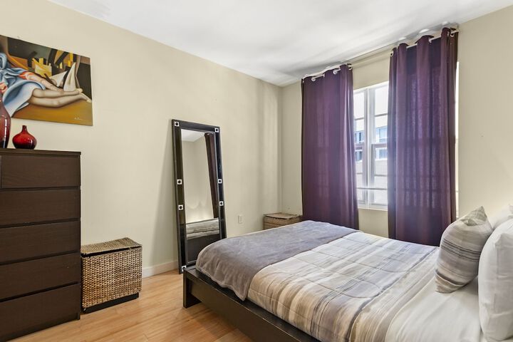 Room 27 of 45
