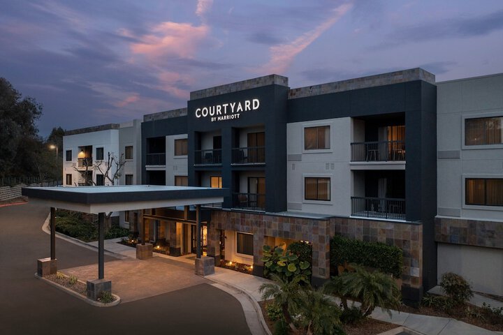 Hotel 2 of 40