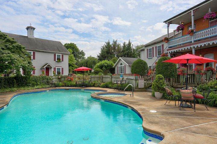 Pool 4 of 34