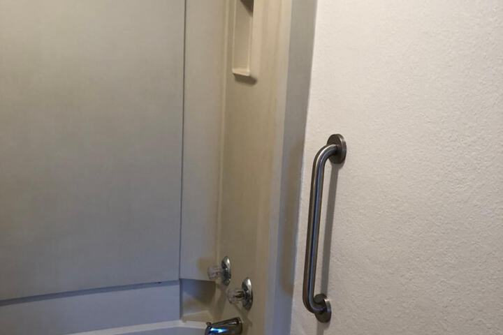 Room 20 of 29