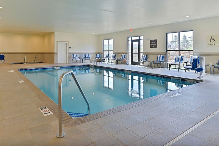 Pool 1 of 16
