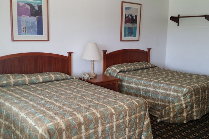 Room 11 of 19