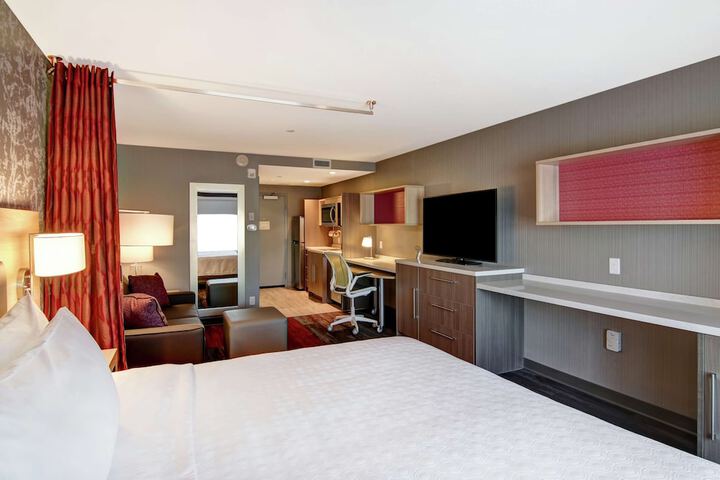 Room 28 of 36